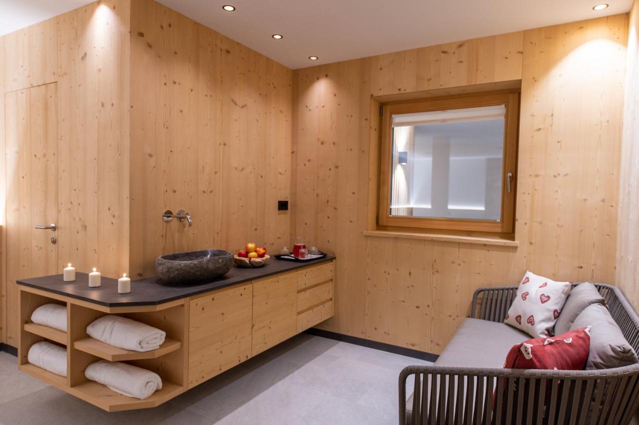 Les Ciases Chalets Dolomites Apt 3 San Vigilio Di Marebbe Exterior photo